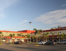 Laguna Shopping Center, Carolina